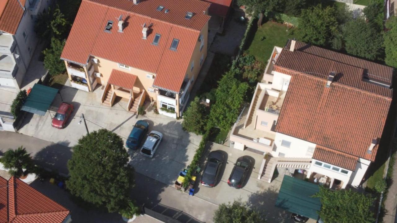 Apartmani Anita Malinska Exterior photo